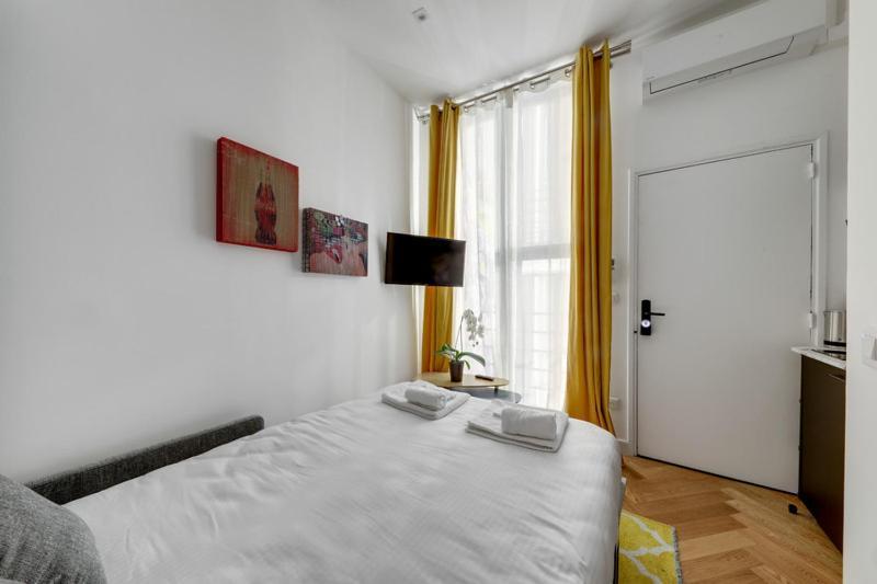 207-suite Cartier Apartment Paris